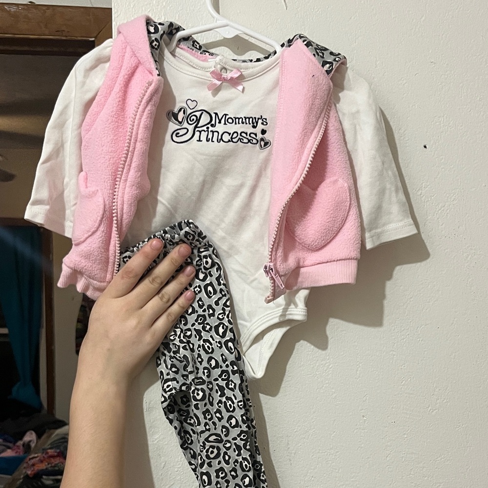 Mommy's Princess Pink Hoodie Bodysuit Set